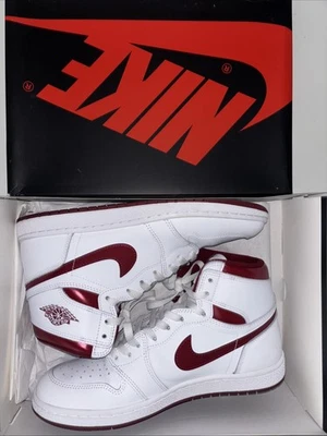 Talla 10.5 - Air Jordan 1 Retro '85 OG Alto Metálico Borgoña Foto 1 de 4