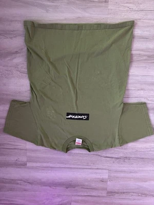 Camiseta Supreme Hombre Manga Corta Verde Excelente Estado Talla Mediana Foto 1 de 2