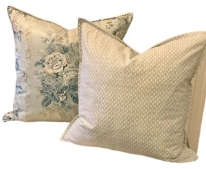 Ein Paar Grand Millennial Chintz und Kravet Kissenbezüge - Bild 1 von 13