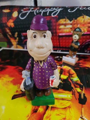 VINTAGE Bobblehead RARE  HARD TO FIND NICE #89 Cover