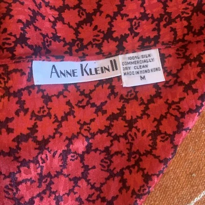 Anne Klein II 100 % Silk red, black, Floral Square Scarf 10" x 10" Hong Kong - Image 1 of 4