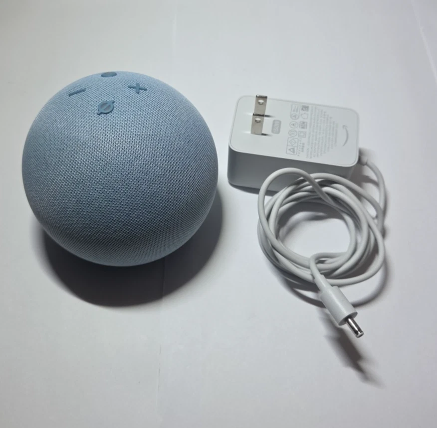 Amazon Echo Dot 4th Gen Smart Speaker Alexa Blue B7W64E & Power Supply - Image 1 of 4