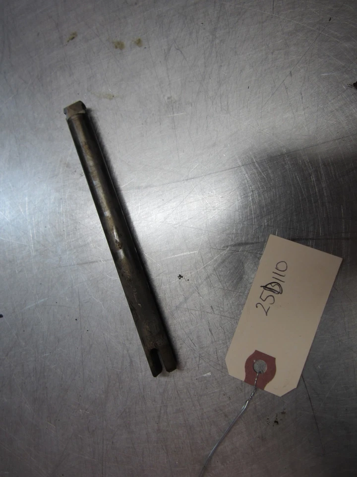 Oil Pump Drive Shaft For 88-96 Chevrolet K1500  5.7 - Image 1 of 3