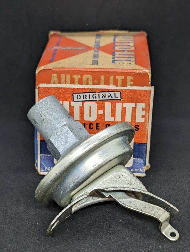 NOS 58-60 PLYMOUTH FURY DESOTO ADVENTURER 58-63 道奇 D500 8 CYL VACUUM ADVANCE — 第 1/4 张图片