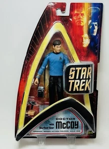Figura de acción Star Trek Doctor McCoy Art Asylum 7" con Starfleet Gear 2003 - Imagen 1 de 7