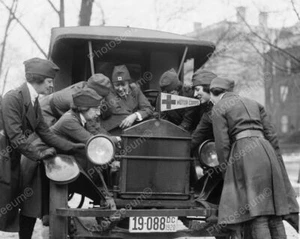 Nurses Motor Corps 1920 Classic 8 by 10 Reprint Photograph - Imagen 1 de 1