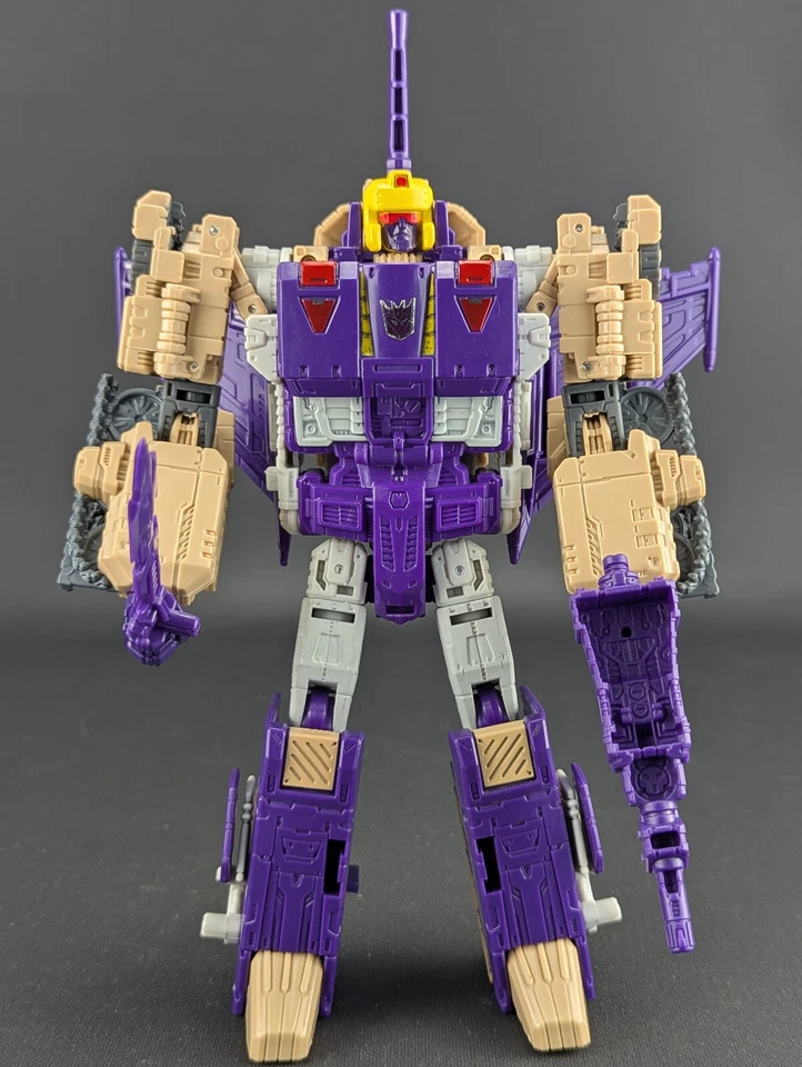 Transformers Titans Return Blitzwing complete Hasbro Generations Voyager Class - Image 1 of 4