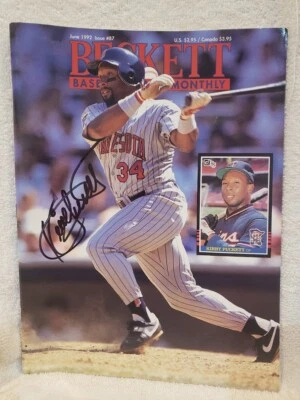 RARE Kirby Puckett AUTOGRAPHED 1992 Beckett Magazine, Minnesota Twins, NICE! - Image 1 of 2