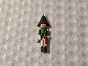 Vintage 1999 Hallmark Miniature Mini Ornament Clothespin Soldier French Officer - Picture 1 of 4