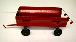 ERTL Pressed Metal Red Farm Trailer Toy Hay Wagon Tall Wheel Moving Tailgate & T - Picture 1 of 13