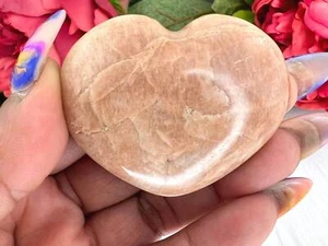 Peach Moonstone Heart - Peach Moonstone Heart Carving - 44MM Natural Peach - Picture 1 of 10
