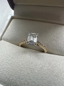 1.01ct Lab Grown Diamond Ring 18ct Yellow Gold with Wedding Band Set - Picture 1 of 12