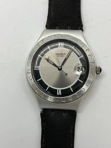 Orologio SWATCH Big Irony SMOKING (YGS4002)-Data-Classico-Alluminio-Ø37mm-Pelle - Picture 1 of 8