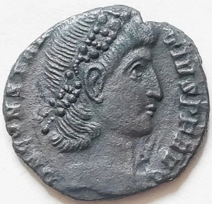 Constantius II 337-361AD GLORIA EXERCITVS Mint mark: Constantinople 14mm - Picture 1 of 2