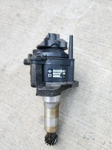 22100-70F11 Distributor S14 KA24DE 240sx 1996-1998 Nissan - Picture 1 of 5