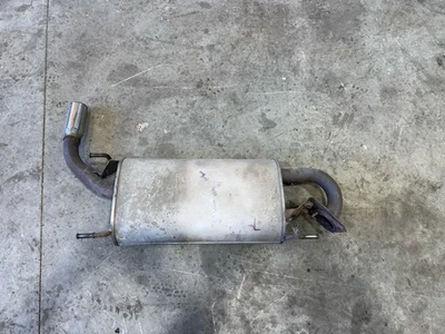 Mazda Miata Mx5 1999-2005 OEM escape trasero silenciador tubo punta A/T 1,8 NB 99-05 Foto 1 de 4