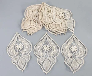 17 ältere Klöppeldeckchen, geklöppelt, Handarbeit - Bild 1 von 2