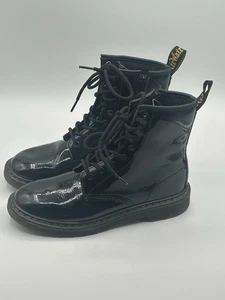 Stivali stringati DR. MARTENS 1460 Y AW004 neri in pelle verniciata da donna taglia 6 US - Foto 1 di 8