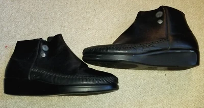 Botas Mujer-SAS-Originalmente $225-Cuero Negro "Jade" Botín Cremallera Lateral-10M Foto 1 de 4