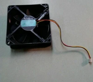 Nidec Fan Beta SL D08K-24PS2 04B  RK2-1497 24V DC 0.08A - Picture 1 of 3
