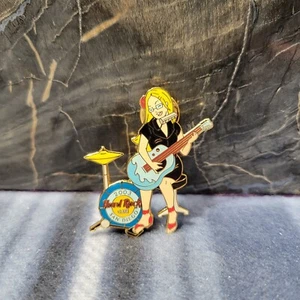 Prendedor Hard Rock Café De Colección San Diego Street Musician Girl 2003 Raro LE 300 Excelente - Imagen 1 de 3