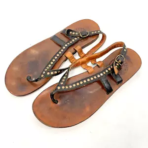 Fiorentini Baker Mujer 10 Sandalias Planas Cuero Negro/Marrón Hebilla Tanga Tachonado - Imagen 1 de 7
