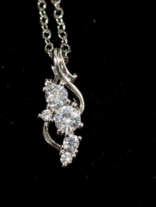 Round CZ Multi Stone Pendant Silver Tone Chain Necklace Sparkly 18 in - Picture 1 of 10