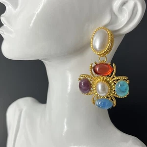 Gripoix Style Maltese Cross Plerced Earrings Gold Tone Runway Pink Blue Pearl - Picture 1 of 8