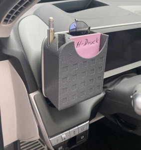 IONIQ 5 Dashboard Ladekarten Box Magnethalter Stifthalter Brillenablage - Bild 1 von 5