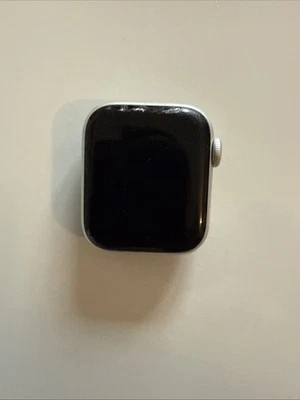 Apple Watch Series 4 40mm Aluminium - Bild 1 von 3