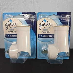Lot of 2 Glade PlugIns Scented Oil Warmer Essential Oil Infused Wall Plug In - Picture 1 of 5