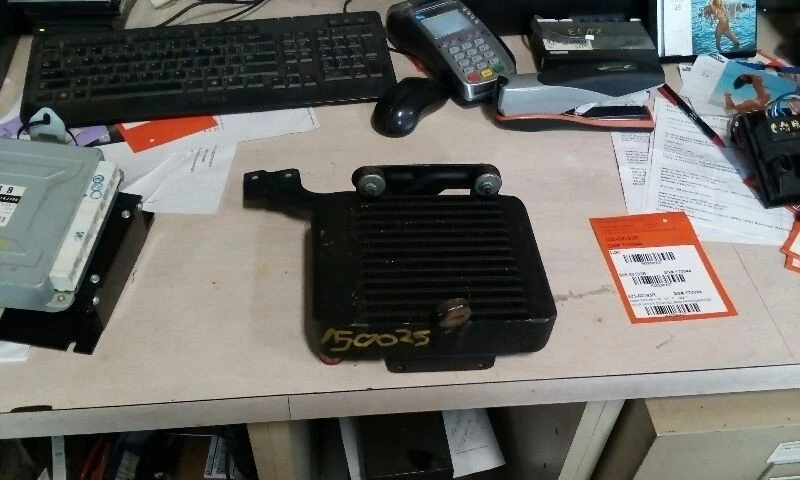 PHAETON   2004 Transmission Oil Cooler 296741 - Image 1 of 4