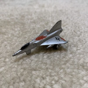 TootsieToy 2" Mini Silver Diecast Fighter Jet Airplane F-106 USAF Vintage - Bild 1 von 11
