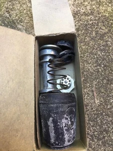 VW TYPE 2 NOS BRAKE CYLINDER REBUILD KIT - Picture 1 of 3