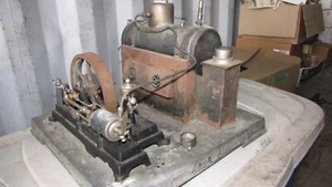 Doll model toy steam engine vintage - Picture 1 of 5