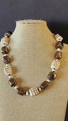 Collar llamativo con cuentas grandes de cerámica cuentas de 20" de 19,3 mm a 9,1 mm  Foto 1 de 4