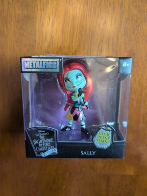 Sally Metalfigs Disney Nightmare Before Christmas Glow In The Dark NIB 2018 - Image 1 of 4