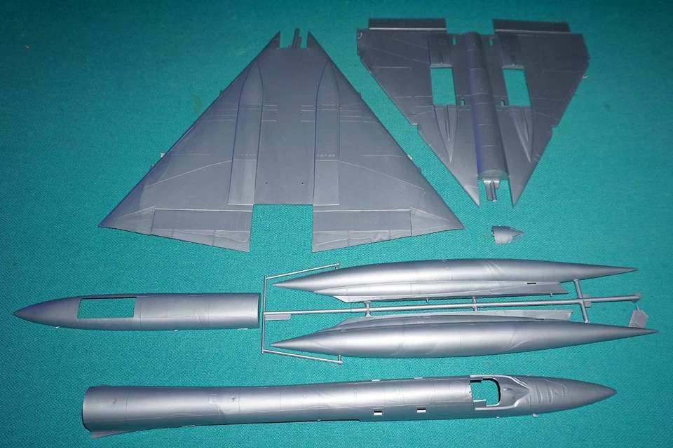 B-58 Hustler Bombardero Monograma 1/48 Ala Delta Fuselaje Tanque Etc. Foto 1 de 1