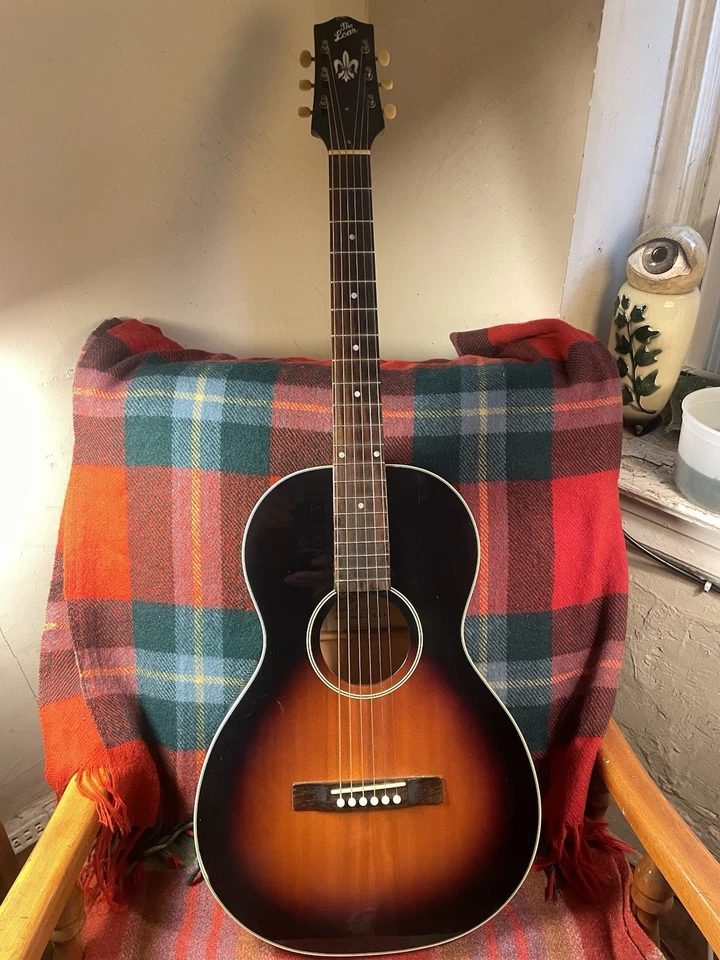 The Loar Vintage Sunburst Acoustic Guitar LO-215-SN with Martin Hard Case - Image 1 of 4