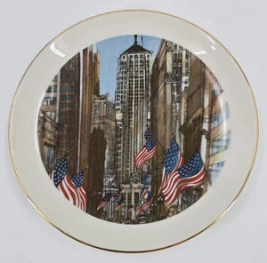 LaSalle Street "Canyon" World Financial Center 1981 Franklin McMahon Plate - Bild 1 von 2