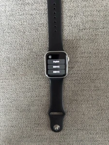 Apple Watch Series 5 40mm with Black Silicone Band- Read Description NO RESERVE - Picture 1 of 5