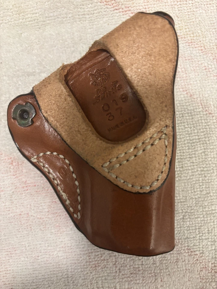 Desantis mini scabbard OWB Left Hand holster for Sig Sauer P938. SKU 019TB37Z0 - Image 1 of 2