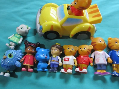 9 фигурок Daniel Tigers Neighborhood друзья семейные игрушки и автомобиль PBS ЛОТ - Изображение 1 из 4