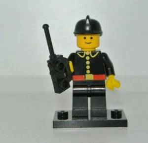 LEGO Legoland : Pompier - Personnage Figurine - Set 6382 4025 6650 firec004 - Imagen 1 de 2