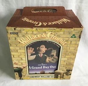 Rare Aardman Wallace and Gromit VHS tapes collection box set - 3 movies - Picture 1 of 12
