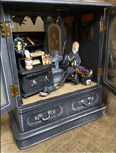 Upcycled Jewellery Box Diorama With Scream Theme - Picture 1 of 9