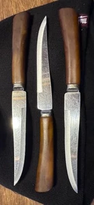 W Richardson Sheffield England Stainless Forever Sharp Bakelite Steak Knives x3 - Picture 1 of 9