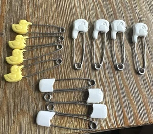Juego de 12 pasadores de pañales de seguridad vintage, amarillo y blanco. - Imagen 1 de 1
