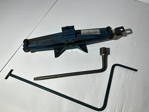 83-89 MITSUBISHI STARION CHRYSLER CONQUEST OEM SPARE JACK & LUG WRENCH TOOL KIT - Picture 1 of 5