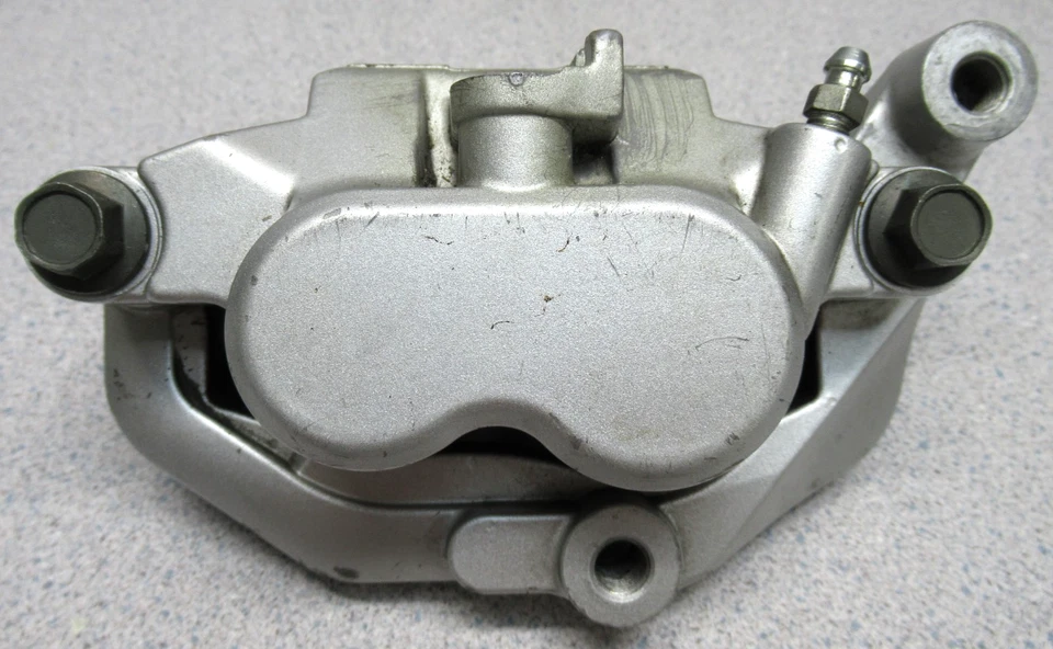 Yamaha V Star 650 2007 pinza de freno delantera derecha Foto 1 de 4